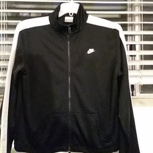 Black and white Nike zip up